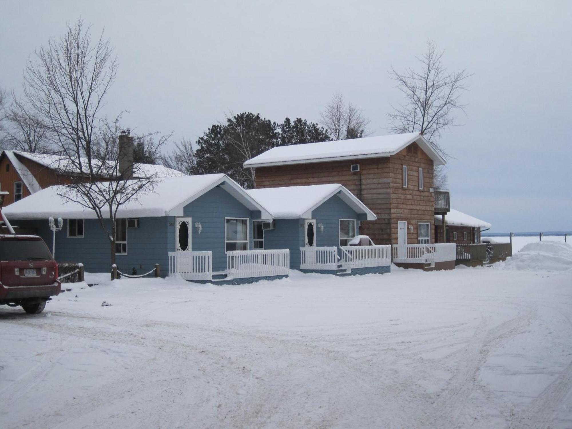 Sunset Inn Норт Бей Екстериор снимка
