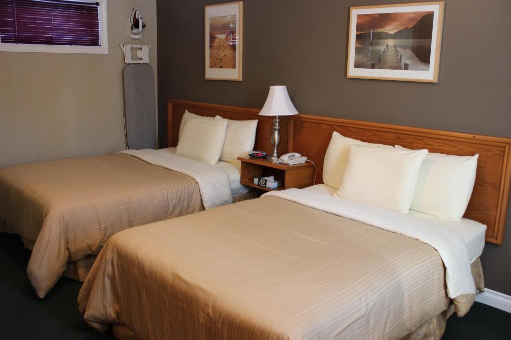 Sunset Inn Норт Бей Екстериор снимка