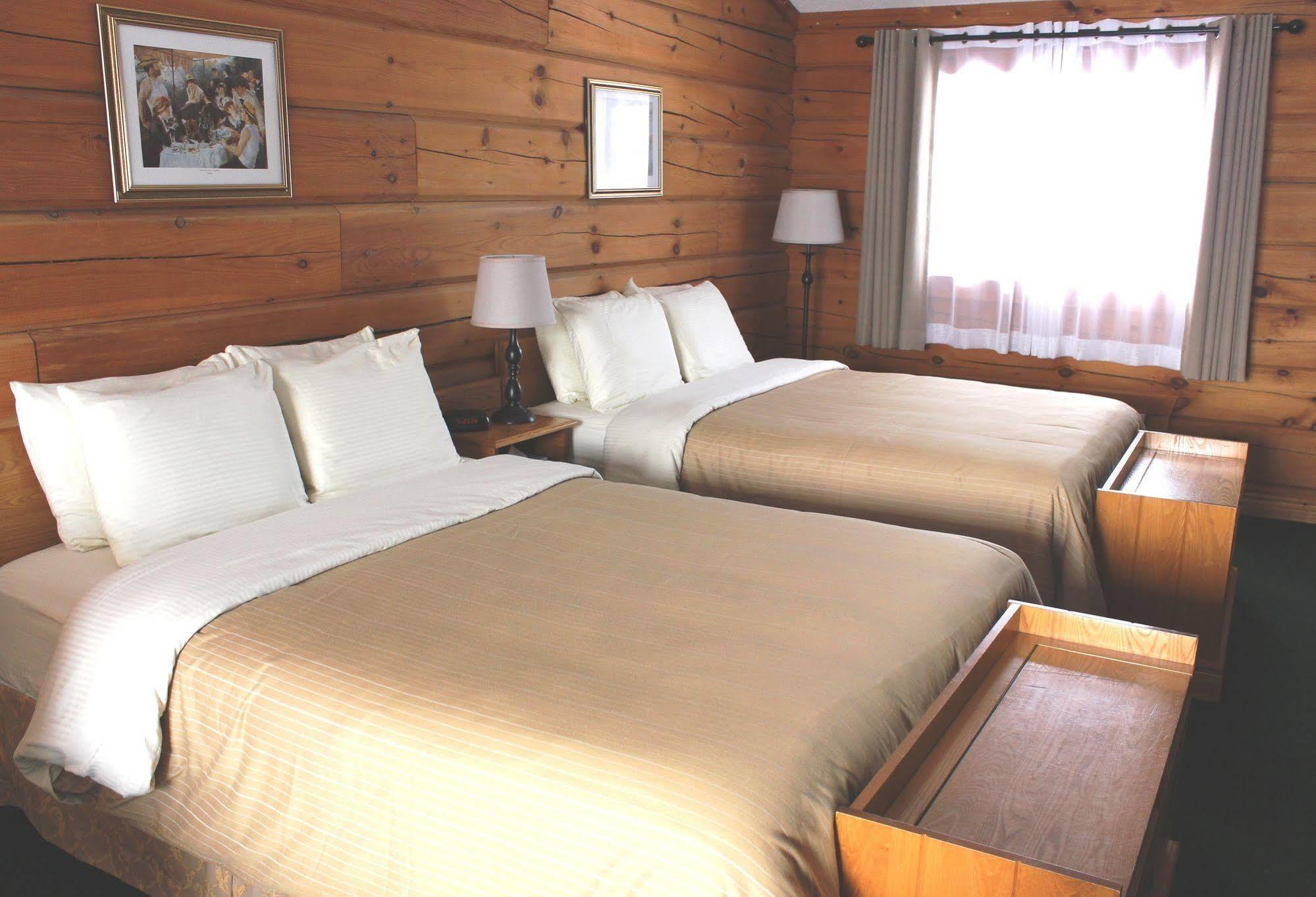 Sunset Inn Норт Бей Екстериор снимка